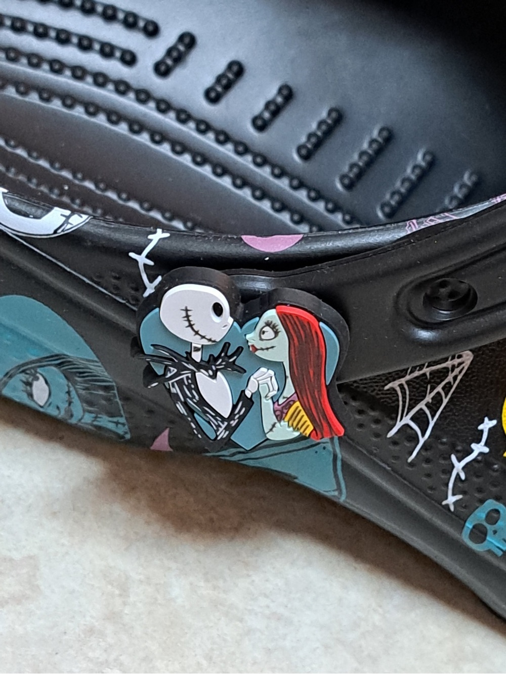 Crocs - Disney "The Nightmare Before Christmas" Classic Crocs - Women's size 9 - Picture 4 of 9